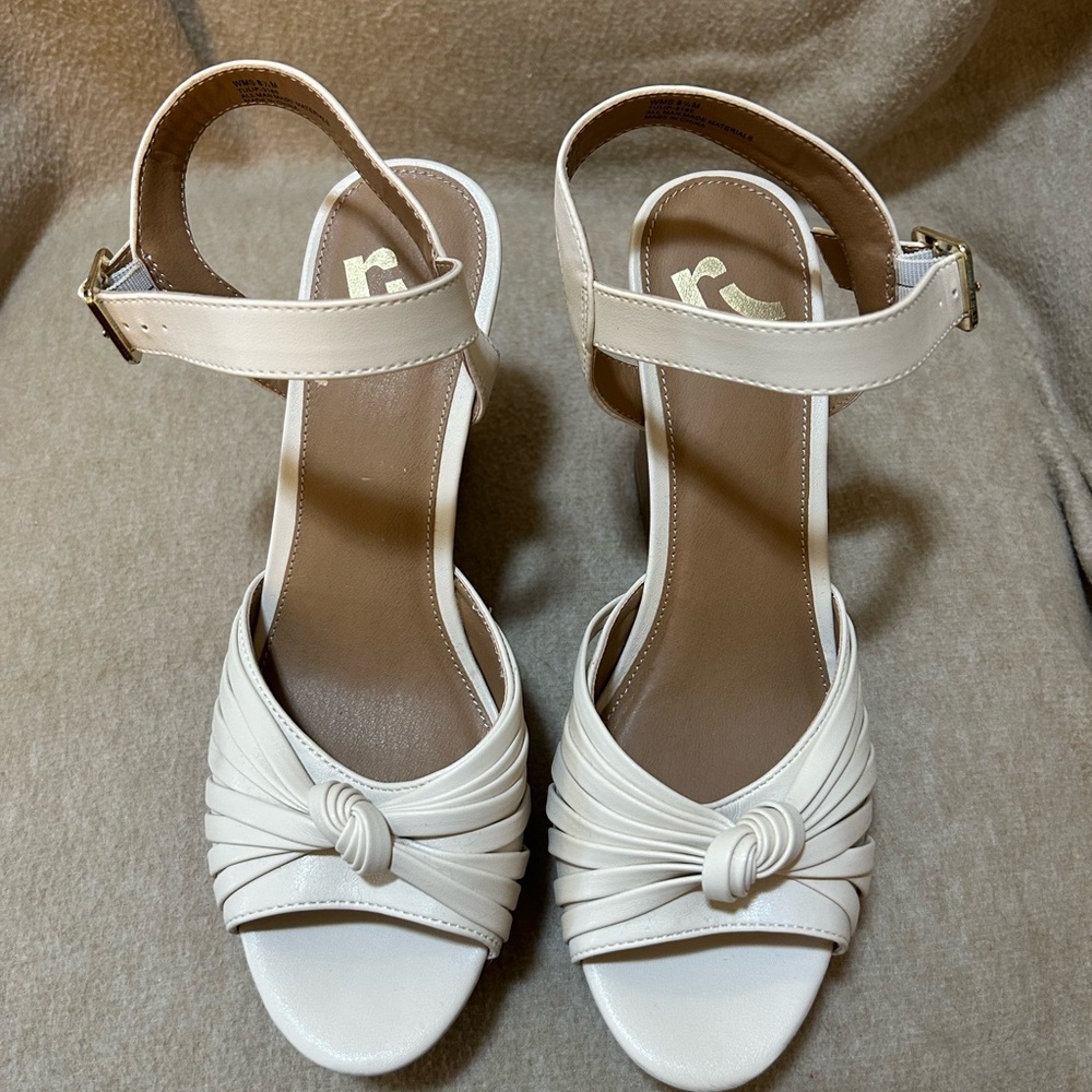 Wedge/Platform Sandals